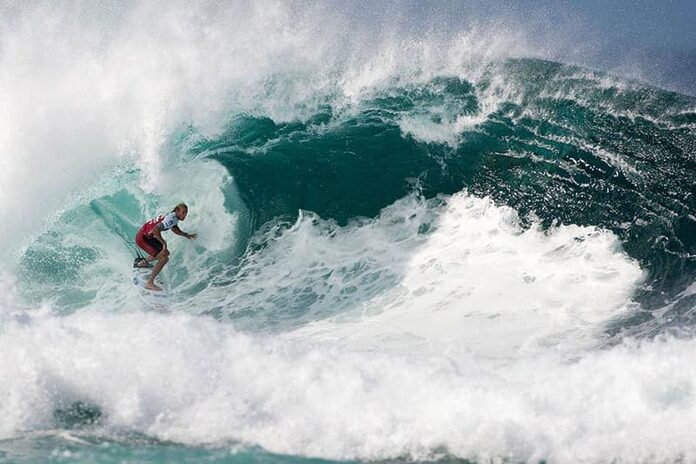 Banzai Pipeline à Oahu, Hawaï, Etats-Unis