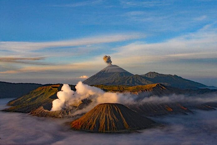 Volcan Bromo sur l'île de Java en Indonésie